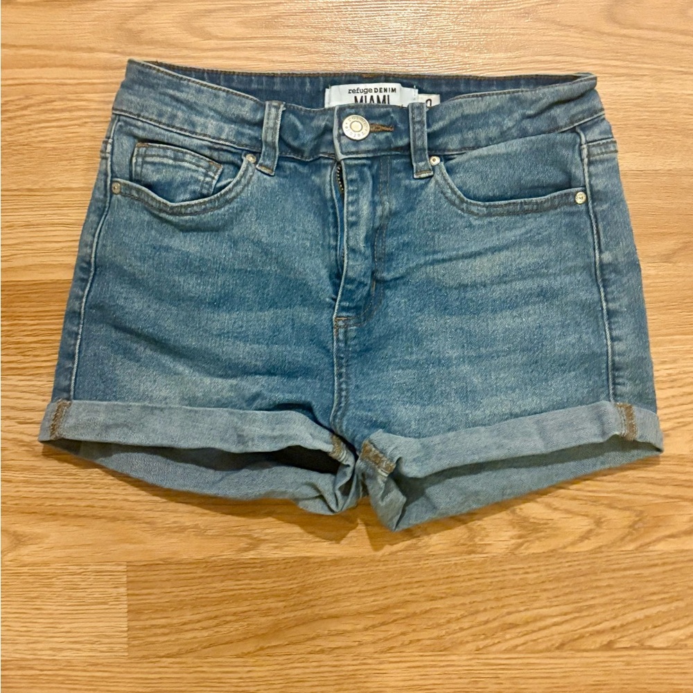Refuge Women's size 0 Denim Jean Shorts